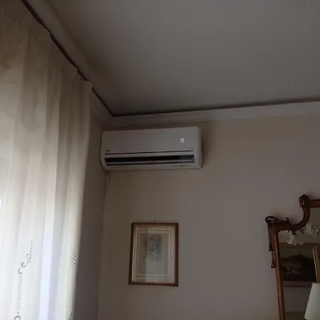New Dawn Apartment, Turistico, Casa Per Vacanza, Tre Indipendenti Lägenhet *
