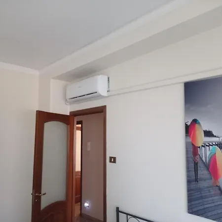 Lägenhet New Dawn Apartment, Turistico, Casa Per Vacanza, Tre Indipendenti *