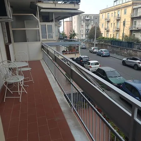 New Dawn Apartment, Turistico, Casa Per Vacanza, Tre Indipendenti * Catania